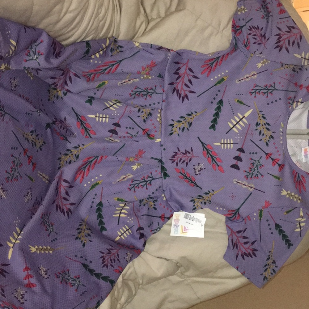 Amelia Lularoe 2XL